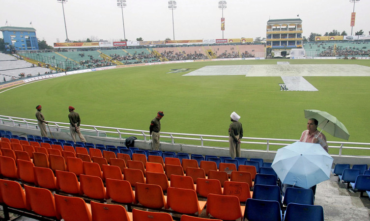 mohali-cricket-stadium-img